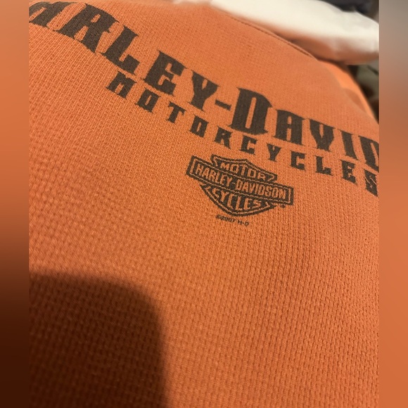 Vintage Harley-Davidson Men's Rust Long Sleeve Tee - Picture 3 of 6